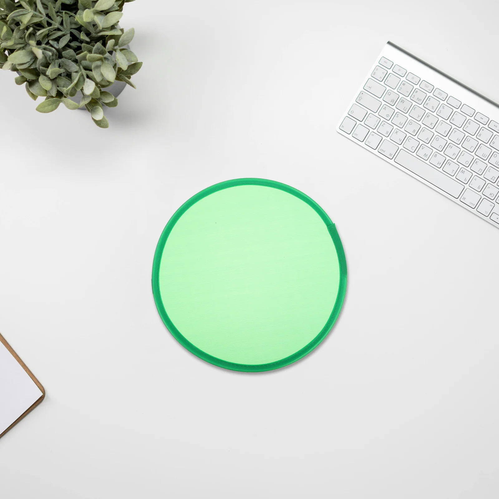 2Pcs Mini Japanese Foldable Flying Disc Fan Handheld Circular Retro Fans for Outdoor Festivals Events Party Dance Hand Fan
2Pcs Mini Japanese Foldable Flying Disc Fan Handheld Circular Retro Fans for Outdoor Festivals Events Party Dance Hand Fan