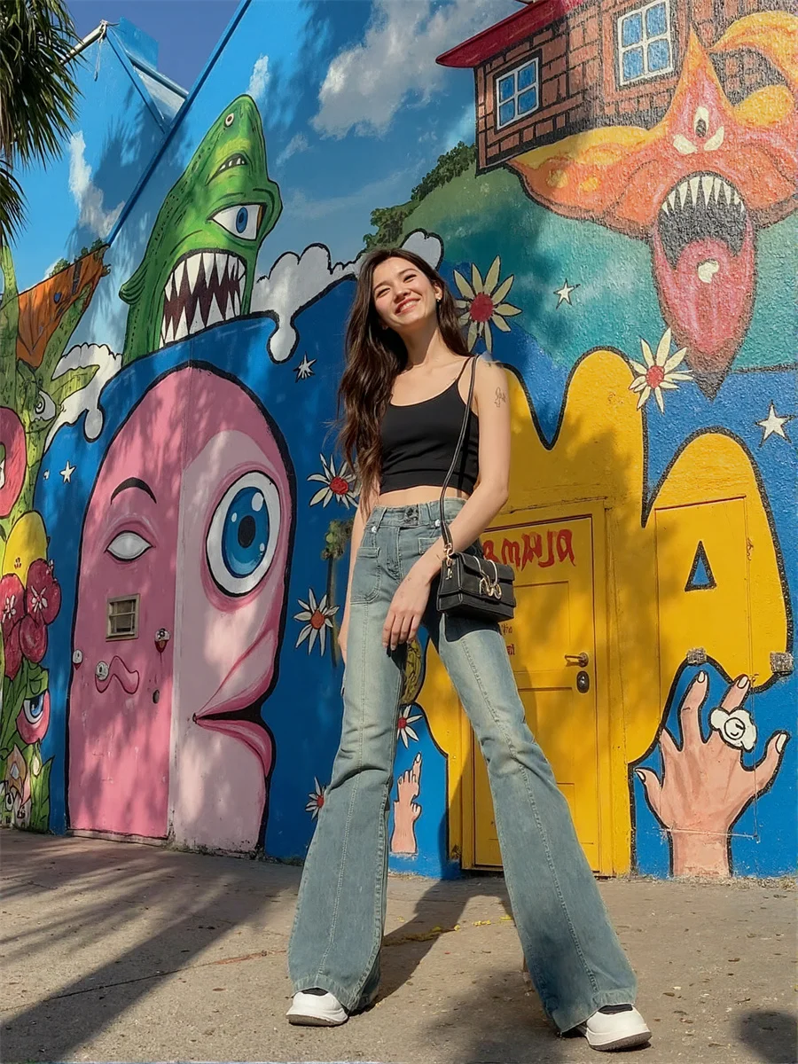 Расклешенные узкие джинсы в пол, женские прямые расклешенные широкие брюки, винтажные классические лоскутные современные плиссированные эластичные талии
Расклешенные узкие джинсы в пол, женские прямые расклешенные широкие брюки, винтажные классические лоскутные современные плиссированные эластичные талии