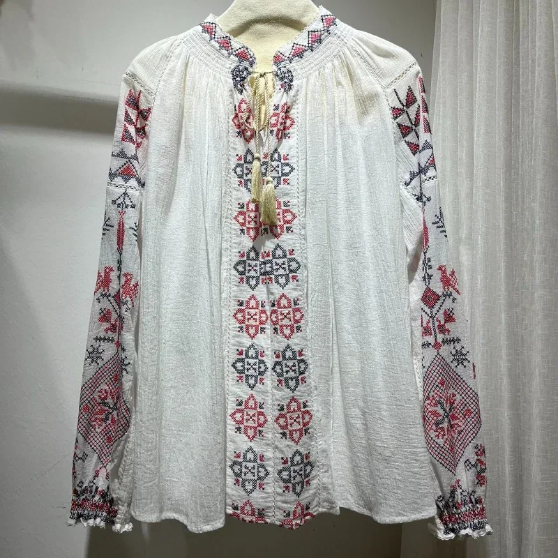 2024 Fashion Collection Spring Summer Cotton Vintage White Geometric Embroidery Long Sleeve Tassels V-Neck Blouse Tops
2024 Fashion Collection Spring Summer Cotton Vintage White Geometric Embroidery Long Sleeve Tassels V-Neck Blouse Tops