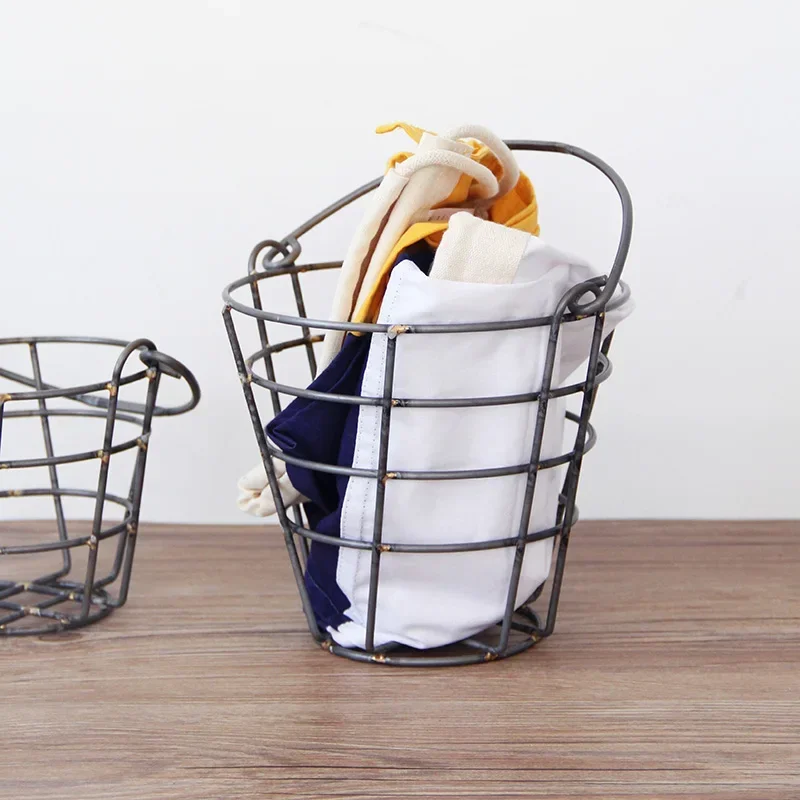 Retro Portable Storage Basket - Multifunctional Steel Wire Tray, Iron Small Depot Bucket for Miscellaneous Sorting
Retro Portable Storage Basket - Multifunctional Steel Wire Tray, Iron Small Depot Bucket for Miscellaneous Sorting
