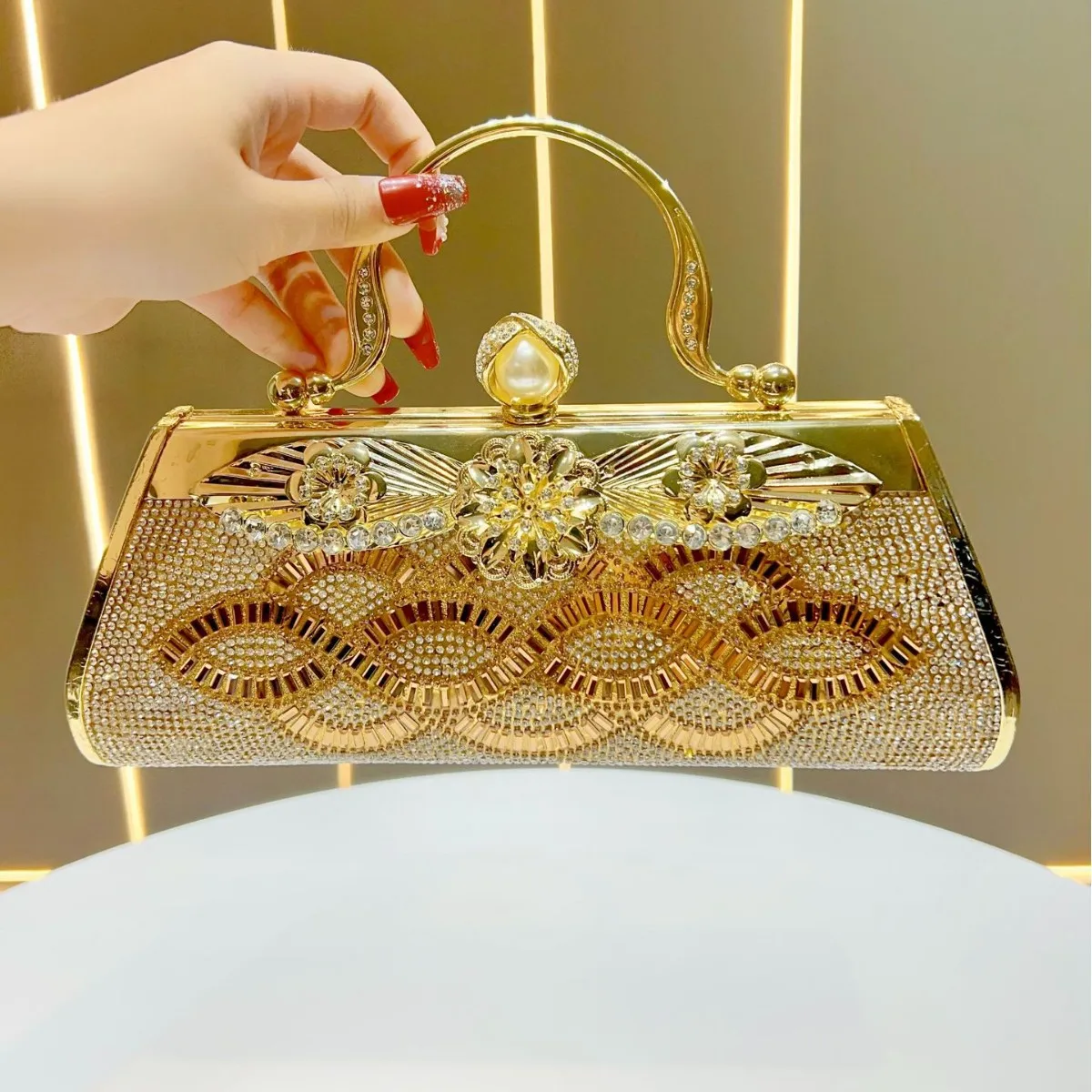 Women's Bags Large Capacity Women's High-end Chain One Shoulder Messenger Bag Handbag Dinner Bag Handbag Rhinestone Shoulder Bag
Women's Bags Large Capacity Women's High-end Chain One Shoulder Messenger Bag Handbag Dinner Bag Handbag Rhinestone Shoulder Bag