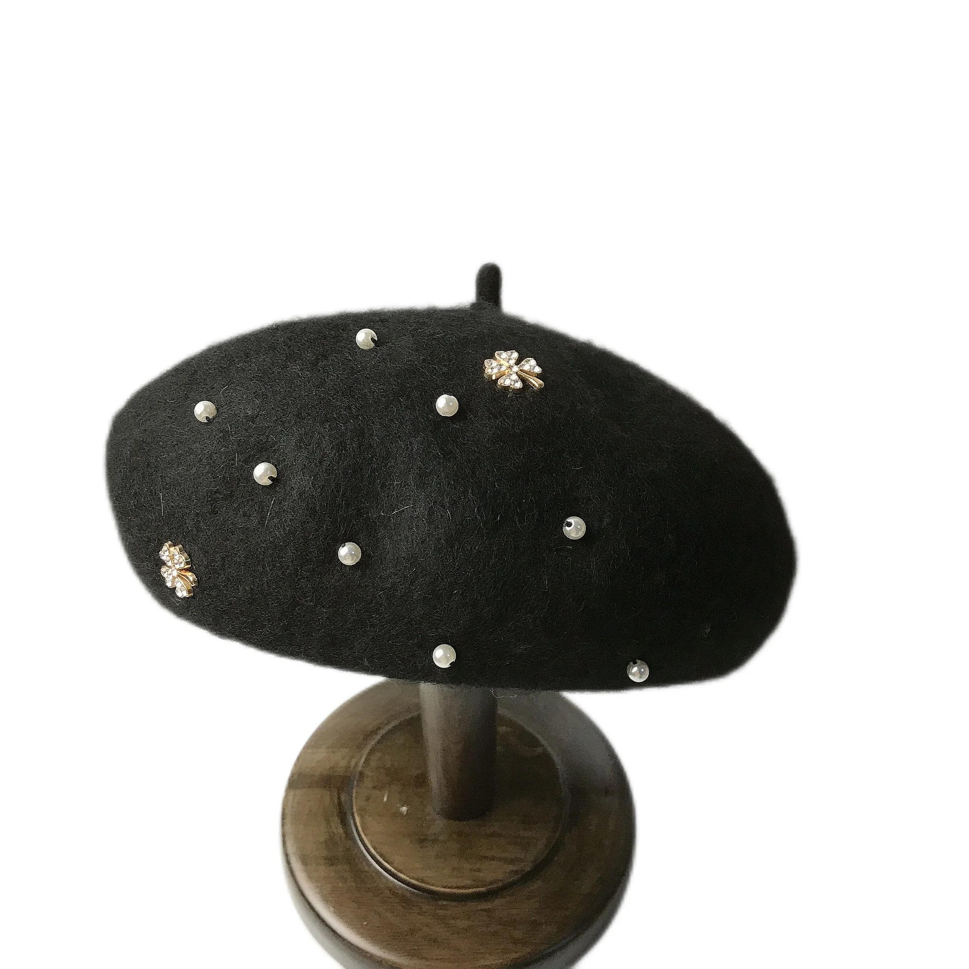 Pumpkin Hat Handmade Pearl Autumn And Winter Korean Fashion Baita Female Student Hat British Painter Beilei Beret
Pumpkin Hat Handmade Pearl Autumn And Winter Korean Fashion Baita Female Student Hat British Painter Beilei Beret