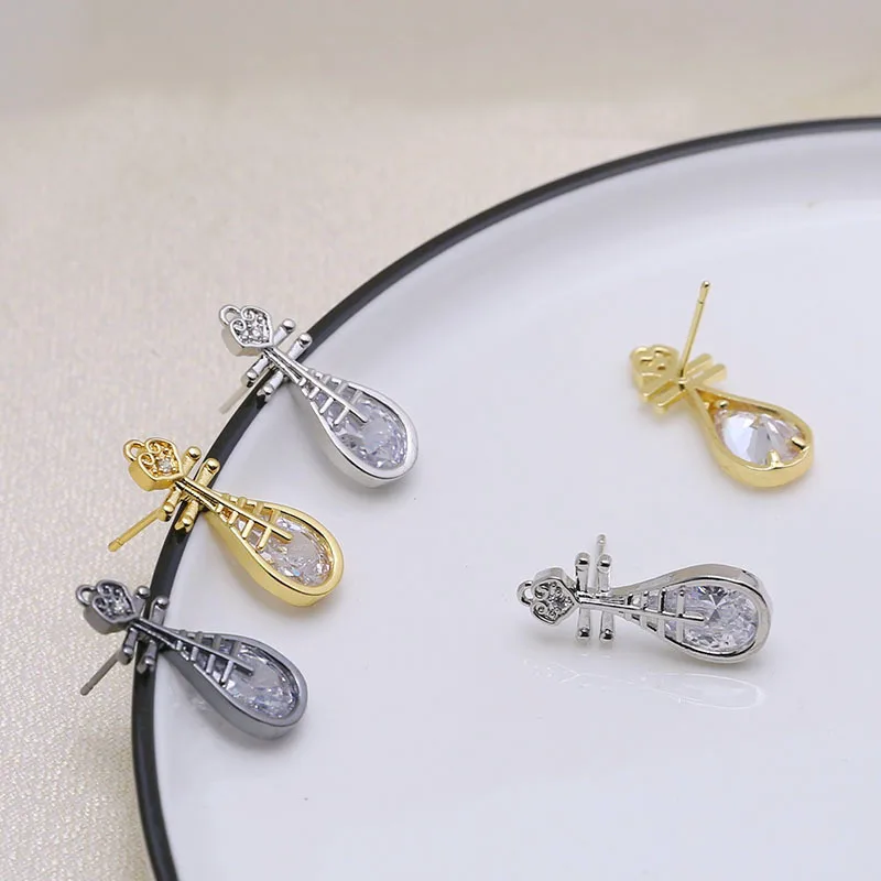 2pcs Diy Jewelry Accessories Copper Clad Gold Color Retention Zircon Lute Earrings Female Elf Handmade Material Handmade Charms
2pcs Diy Jewelry Accessories Copper Clad Gold Color Retention Zircon Lute Earrings Female Elf Handmade Material Handmade Charms