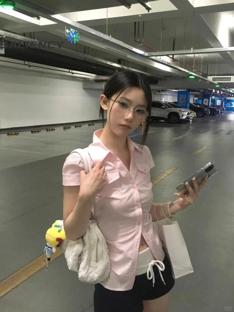 Femme Pink Slim Blouse Shirts Summer Women's Fashion Casual Polo Neck Short Sleeve Top Single-breasted Shirt Y2k Coquette
Femme Pink Slim Blouse Shirts Summer Women's Fashion Casual Polo Neck Short Sleeve Top Single-breasted Shirt Y2k Coquette
