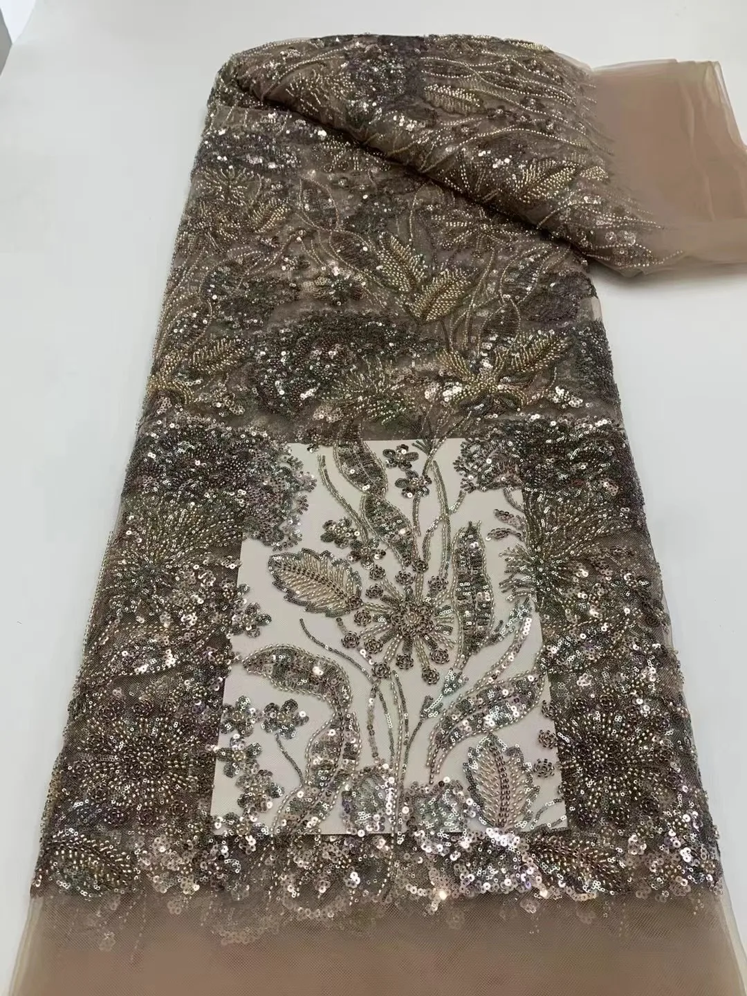 African Sequins Beaded Lace Fabric Nigerian Groom Embroidery 2024 High Quality French Tulle Lace Fabric For Bridal Wedding
African Sequins Beaded Lace Fabric Nigerian Groom Embroidery 2024 High Quality French Tulle Lace Fabric For Bridal Wedding