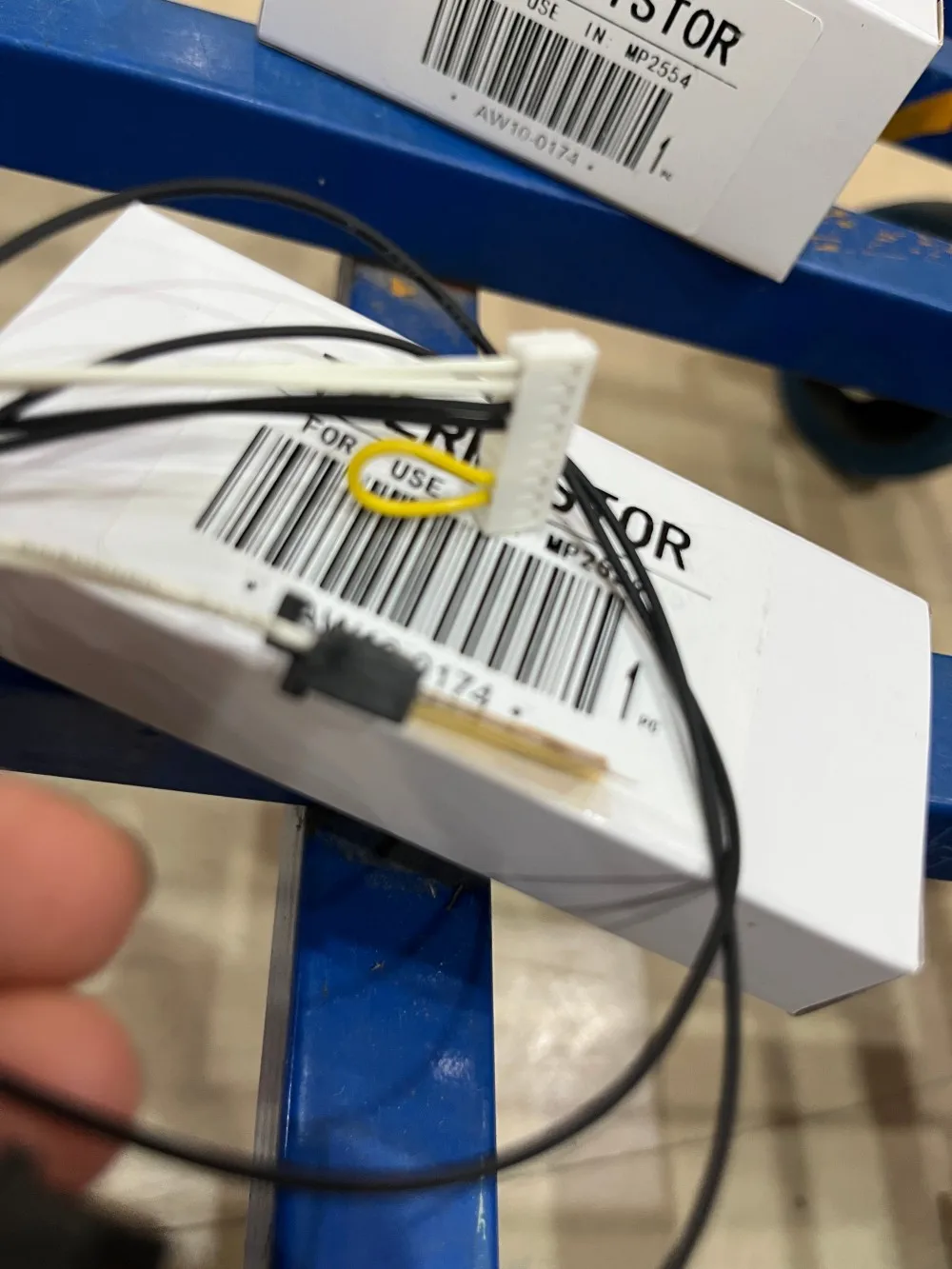 1шт. Термистор фьюзера для RICOH MP 2554 3054 3554 5054 6054 SP/MP2554 MP3054 MP3554 MP5054 MP6054
1шт. Термистор фьюзера для RICOH MP 2554 3054 3554 5054 6054 SP/MP2554 MP3054 MP3554 MP5054 MP6054