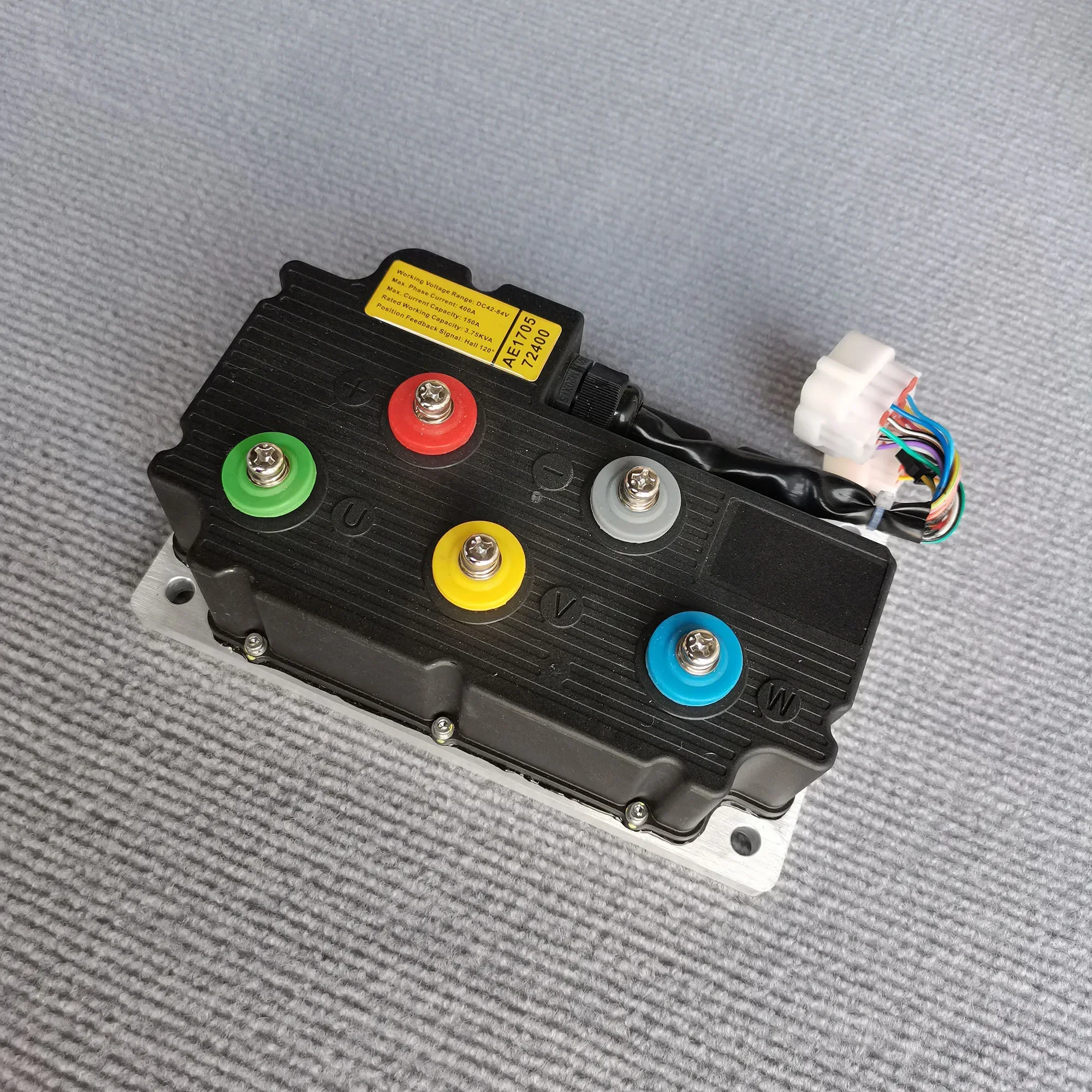 Комплект для переоборудования бесщеточного двигателя 2025 3000 Вт, 60 В — высокий крутящий момент для моторизованных трехколесных велосипедов
Комплект для переоборудования бесщеточного двигателя 2025 3000 Вт, 60 В — высокий крутящий момент для моторизованных трехколесных велосипедов