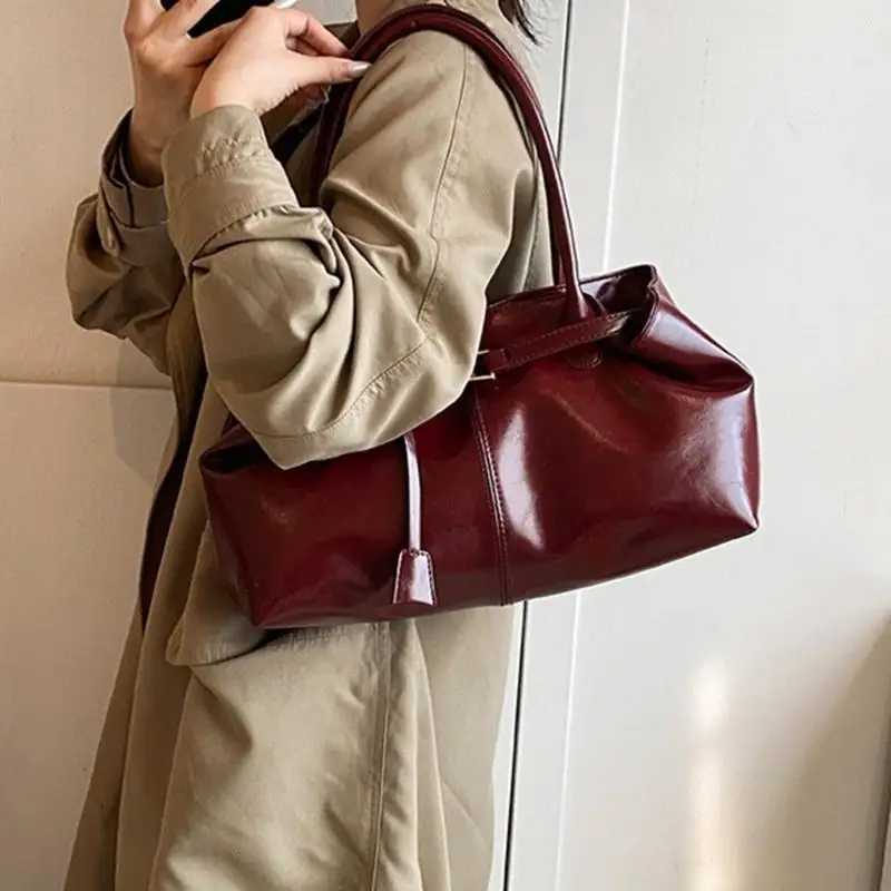 Y3NE Womens Shoulder Bag PU Leather Armpit Bag Large Capacity Handbag for Everyday
Y3NE Womens Shoulder Bag PU Leather Armpit Bag Large Capacity Handbag for Everyday