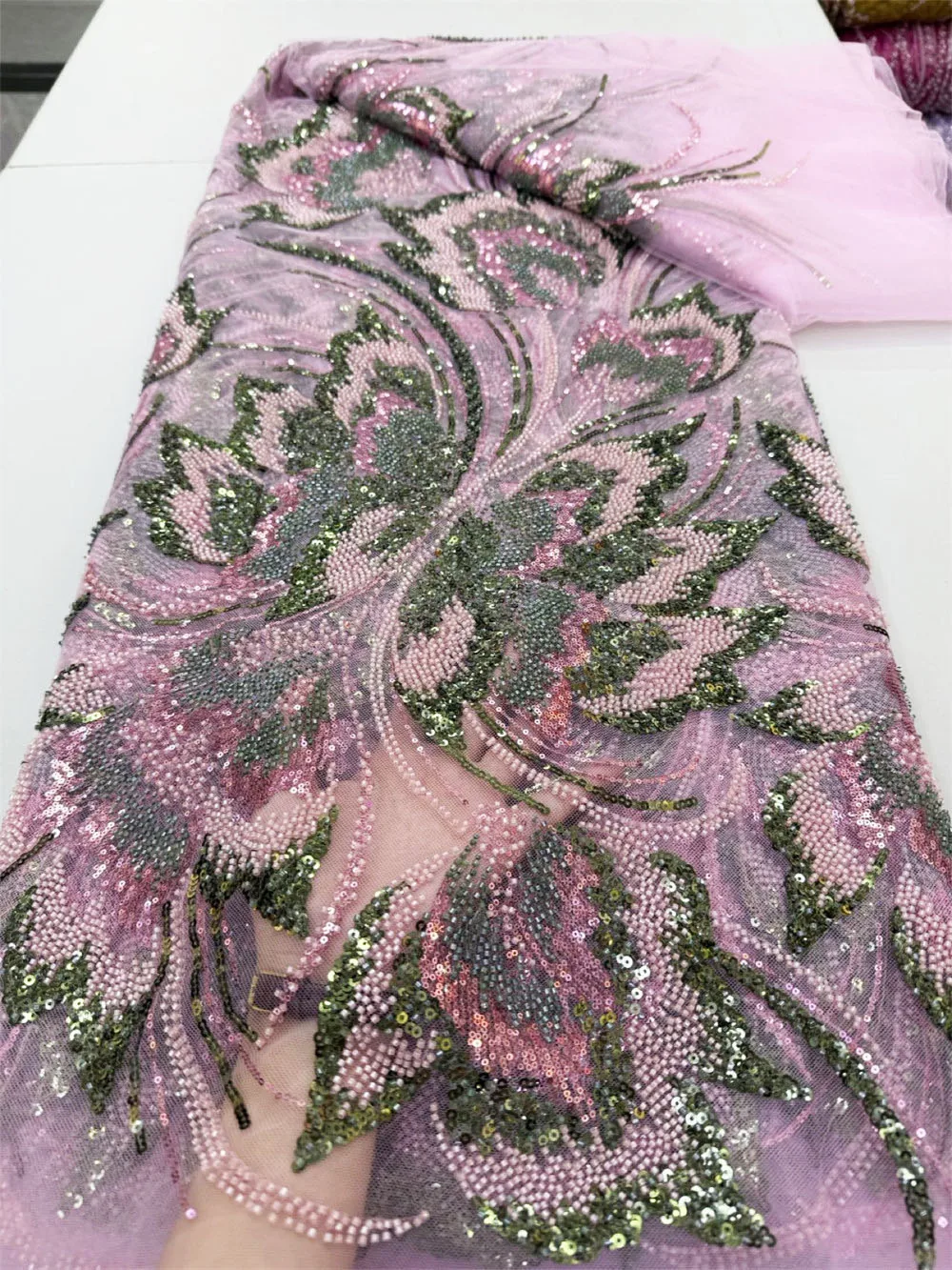 African Heavy Beaded Lace Fabric& Color Sequins 2026 French High Quality Nigerian Sewing Dress Heavy Wear with Beads COR46240
African Heavy Beaded Lace Fabric& Color Sequins 2026 French High Quality Nigerian Sewing Dress Heavy Wear with Beads COR46240