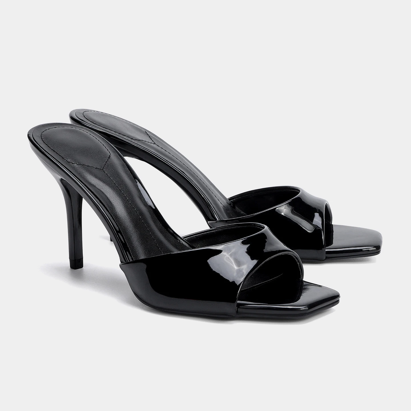 Sexy slim heels slipper women exposed toes patent leather elegant high heels soft soled brand designer banquet shoes sandals
Sexy slim heels slipper women exposed toes patent leather elegant high heels soft soled brand designer banquet shoes sandals
