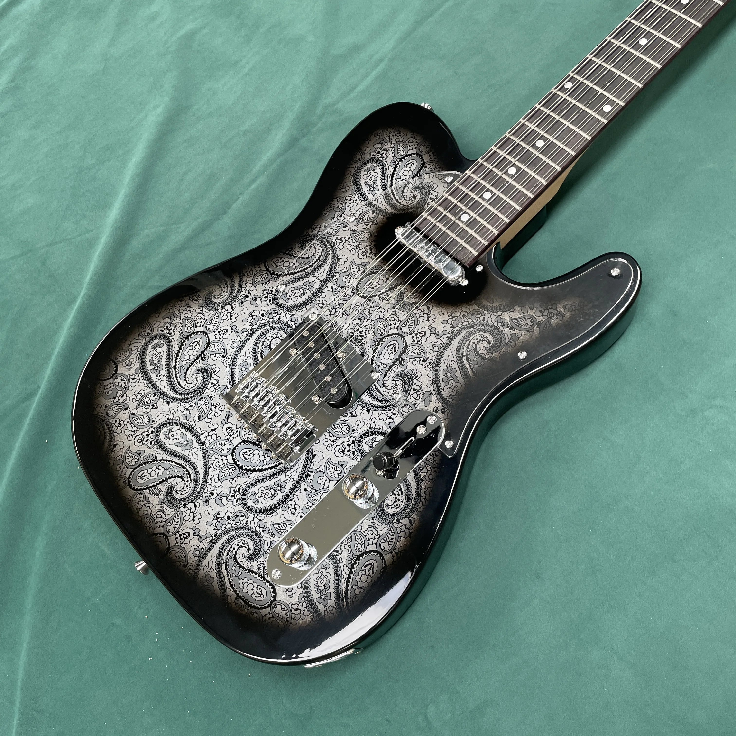 Black 12-string electric guitar with mahogany body and silver hardware guitars, a reliable choice you won't regret guitarra
Black 12-string electric guitar with mahogany body and silver hardware guitars, a reliable choice you won't regret guitarra