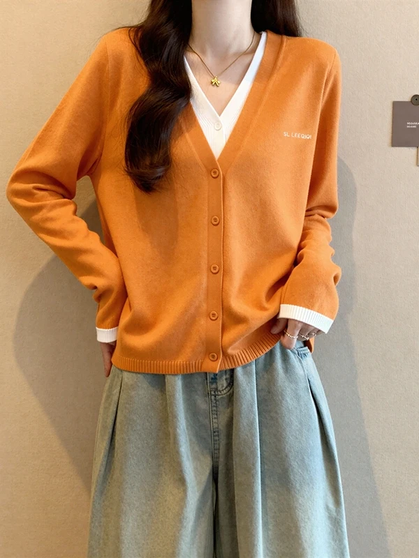 plus Size Orange Long Sve Knitted Sweater Women's Korean Sle Design Spring New Arrival Anti-Aging Top V-Ne Button Closure
plus Size Orange Long Sve Knitted Sweater Women's Korean Sle Design Spring New Arrival Anti-Aging Top V-Ne Button Closure