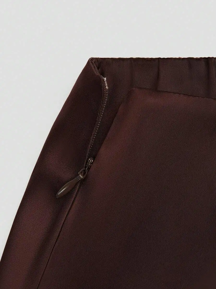 Chocolate Brown Satin Lace Patchwork Fitted Mini Skirt For Women
Chocolate Brown Satin Lace Patchwork Fitted Mini Skirt For Women