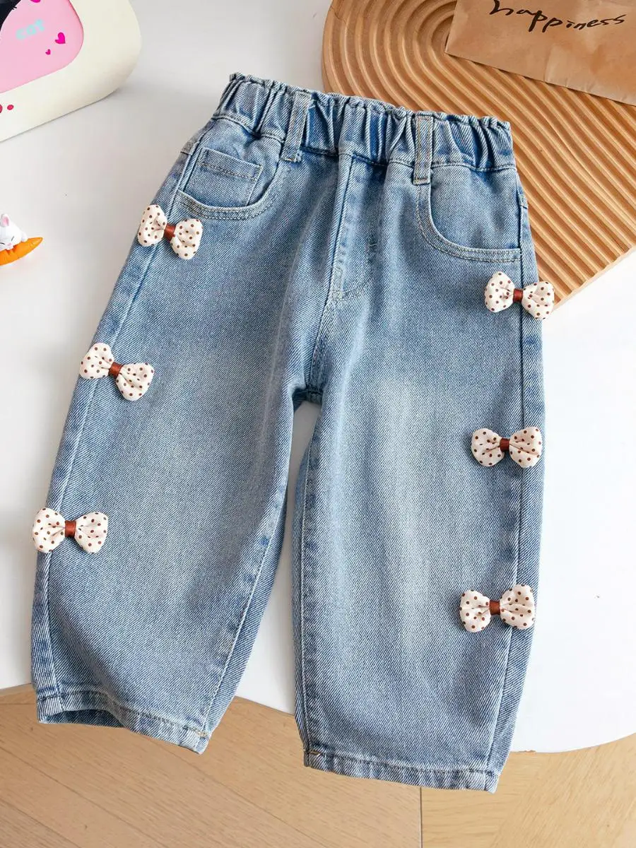 Girls Straight Leg Jeans Spring Autumn 2026 New Fashion 3D Bow Decoration Versatile Long Pants for Baby Girls Sweet Style
Girls Straight Leg Jeans Spring Autumn 2026 New Fashion 3D Bow Decoration Versatile Long Pants for Baby Girls Sweet Style