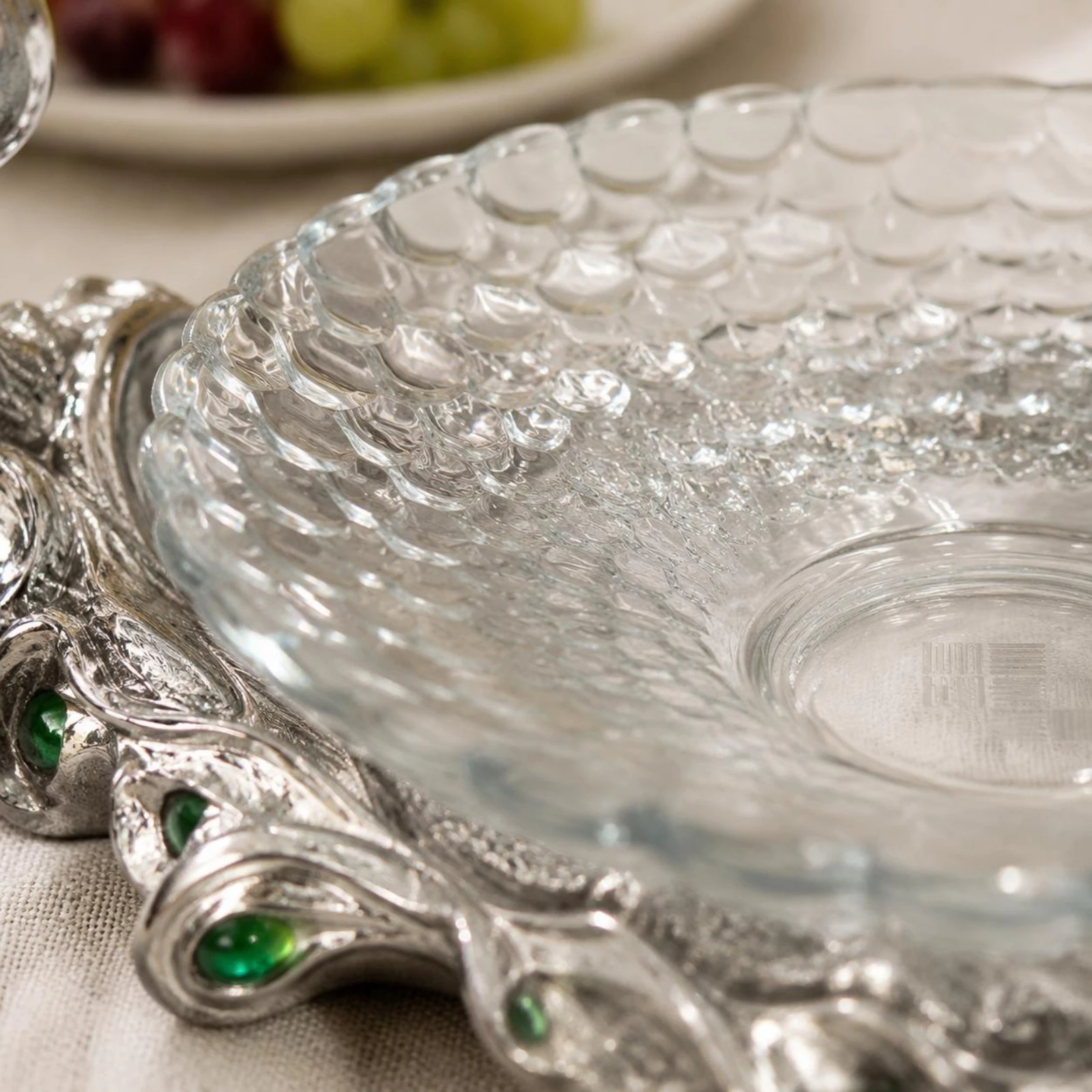Peacock Fruit Tray Decorative Centerpiece Phoenix Fruit Tray Peacock Glass Bowl Designed for Bar, Hotel Lobby
Peacock Fruit Tray Decorative Centerpiece Phoenix Fruit Tray Peacock Glass Bowl Designed for Bar, Hotel Lobby