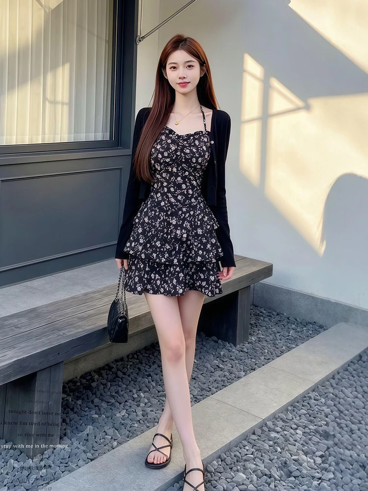 Korean Gentle Style Black Sun Protection Open Cardigan Neck Hanging Floral Dress Summer New Holiday Atmosphere Set Women's Fa...
Korean Gentle Style Black Sun Protection Open Cardigan Neck Hanging Floral Dress Summer New Holiday Atmosphere Set Women's Fa...