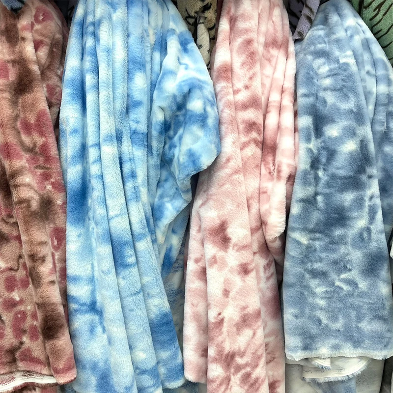 45*160CM Plush Fabric Thicken 1cm Imitation Rabbit Fur Tie Dye Gradient Ink Color Rainbow Wool Handmade Diy Sewing Doll Clothing
45*160CM Plush Fabric Thicken 1cm Imitation Rabbit Fur Tie Dye Gradient Ink Color Rainbow Wool Handmade Diy Sewing Doll Clothing