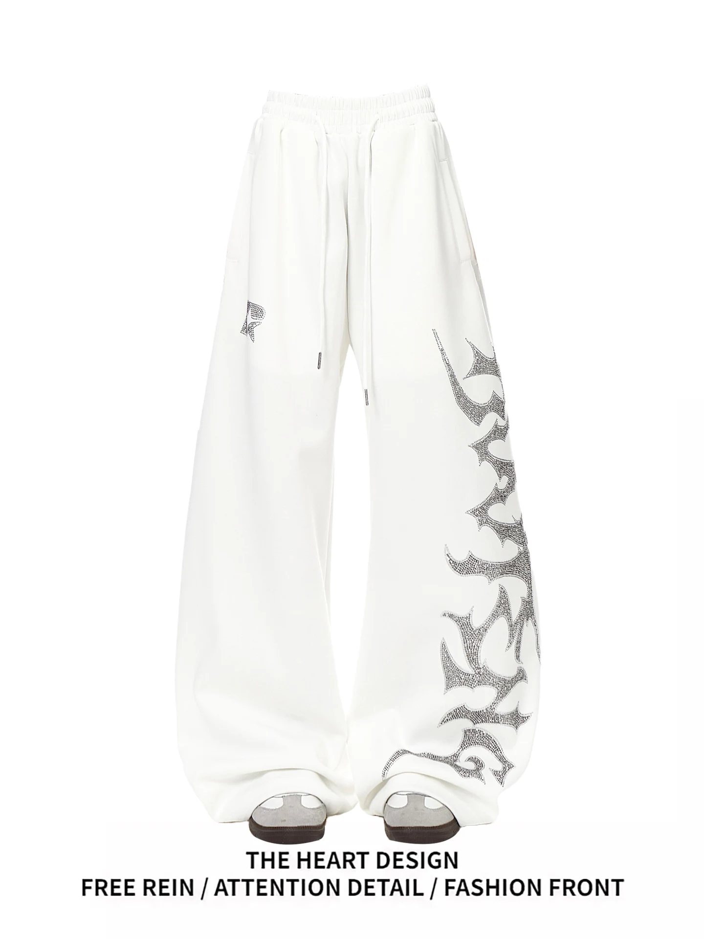 Ретро-американские женские спортивные брюки с широкими штанинами, украшенные стразами, для джазовых танцев
Ретро-американские женские спортивные брюки с широкими штанинами, украшенные стразами, для джазовых танцев