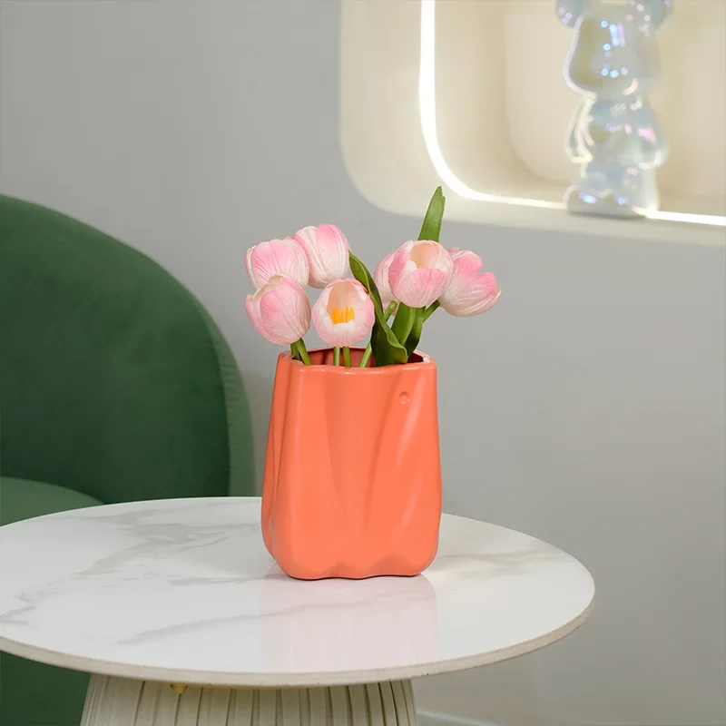 16cm Plastic Drop-resistant Desktop Vase Creative Book-shaped Flower-arranging Container Dried Flower Vase Imitation Glaze Imita
16cm Plastic Drop-resistant Desktop Vase Creative Book-shaped Flower-arranging Container Dried Flower Vase Imitation Glaze Imita