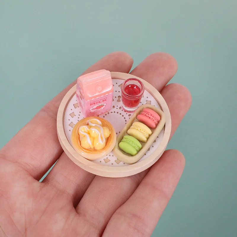 1set Dollhouse Milk Egg Tart Cookies Tray Hollow Mat Paper Model Breakfast Scene Miniature Food Play Miniature Doll Accessories
1set Dollhouse Milk Egg Tart Cookies Tray Hollow Mat Paper Model Breakfast Scene Miniature Food Play Miniature Doll Accessories