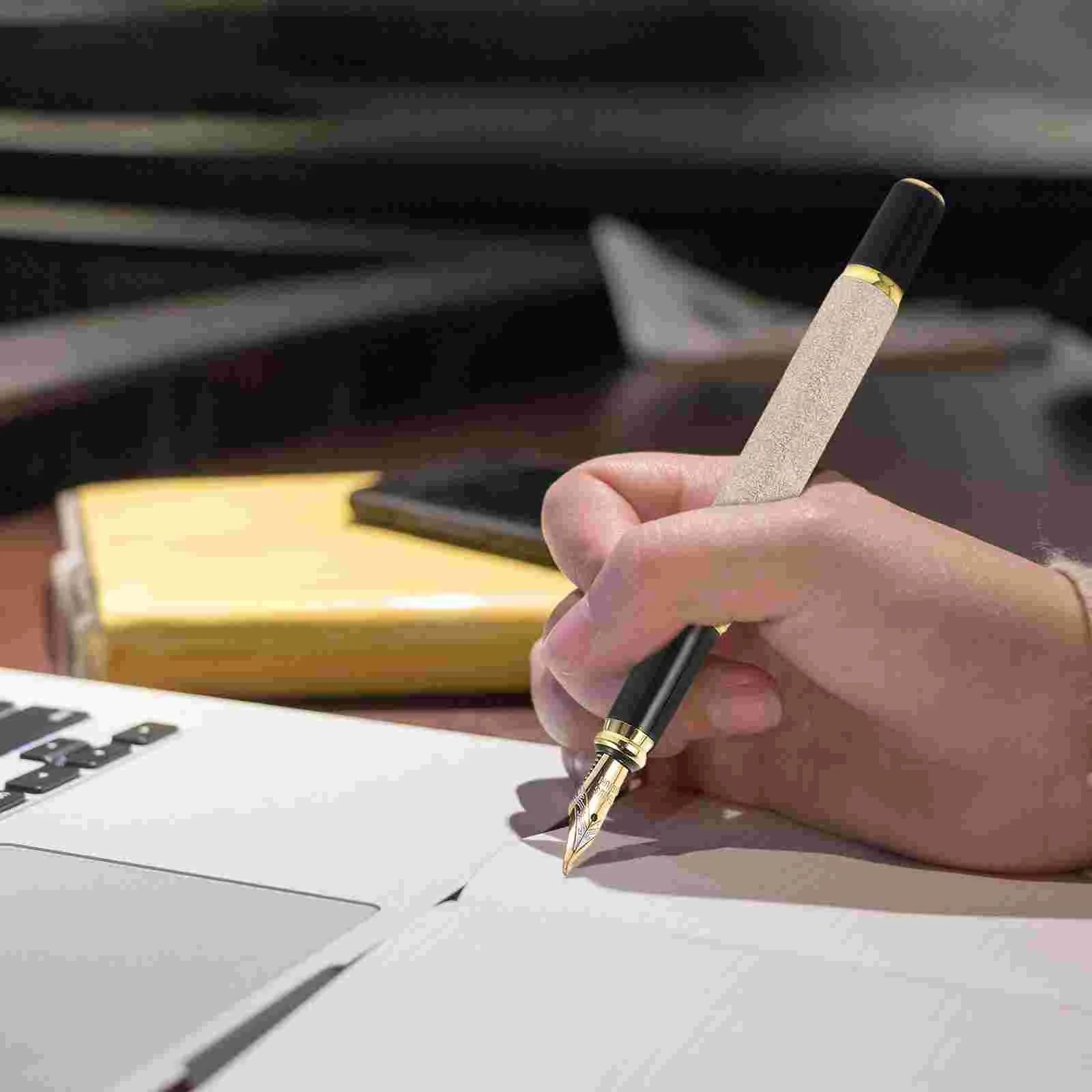 Fountain Pen Metal Matte Calligraphy Writing Instrument for Students Teachers Gifts Smooth Drawing Office Home Use Iron
Fountain Pen Metal Matte Calligraphy Writing Instrument for Students Teachers Gifts Smooth Drawing Office Home Use Iron