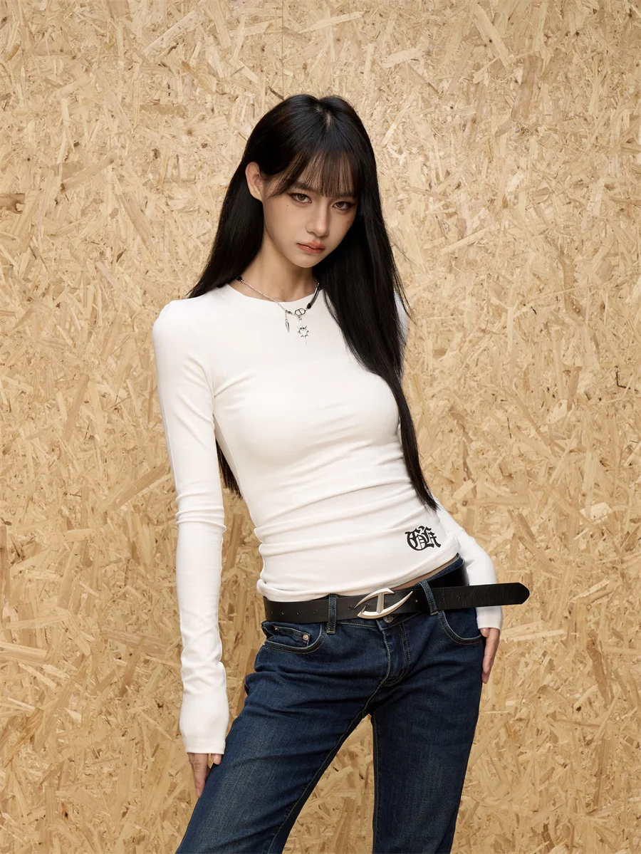 American Retro Long Sleeve round Neck T-Shirt Women Slimming Basic Style Casual Base Shirt Girl's Simple Fashion Spring Season
American Retro Long Sleeve round Neck T-Shirt Women Slimming Basic Style Casual Base Shirt Girl's Simple Fashion Spring Season