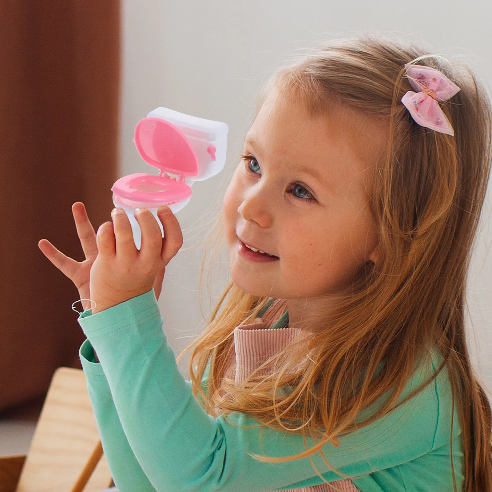 4Pcs Miniature Toilet Decor for Mini House Realistic Design Bright Color Detailed Craftsmanship Ideal for Desktop Decoration
4Pcs Miniature Toilet Decor for Mini House Realistic Design Bright Color Detailed Craftsmanship Ideal for Desktop Decoration