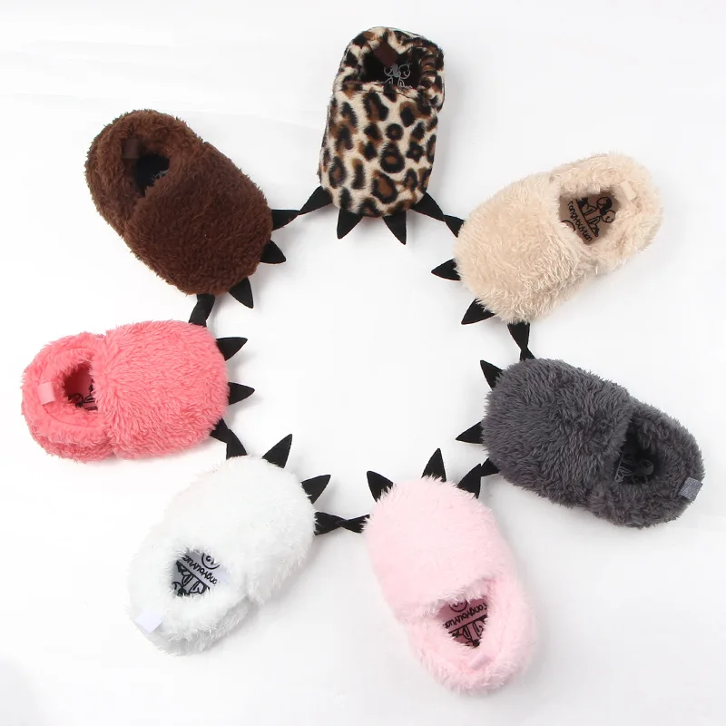 Baby Shoes Soft Cotton Cute Animal Claws for 0-18 Months Toddler Prewalking Winter Warm and Confortable Indoor Shoes 2024 MR0708
Baby Shoes Soft Cotton Cute Animal Claws for 0-18 Months Toddler Prewalking Winter Warm and Confortable Indoor Shoes 2024 MR0708