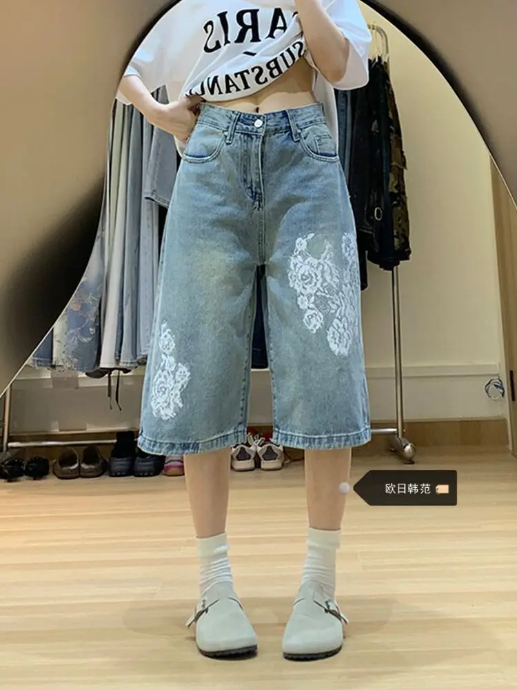 American style denim shorts for women 2025 new summer lace print design slimming wide leg pants casual cropped pants
American style denim shorts for women 2025 new summer lace print design slimming wide leg pants casual cropped pants