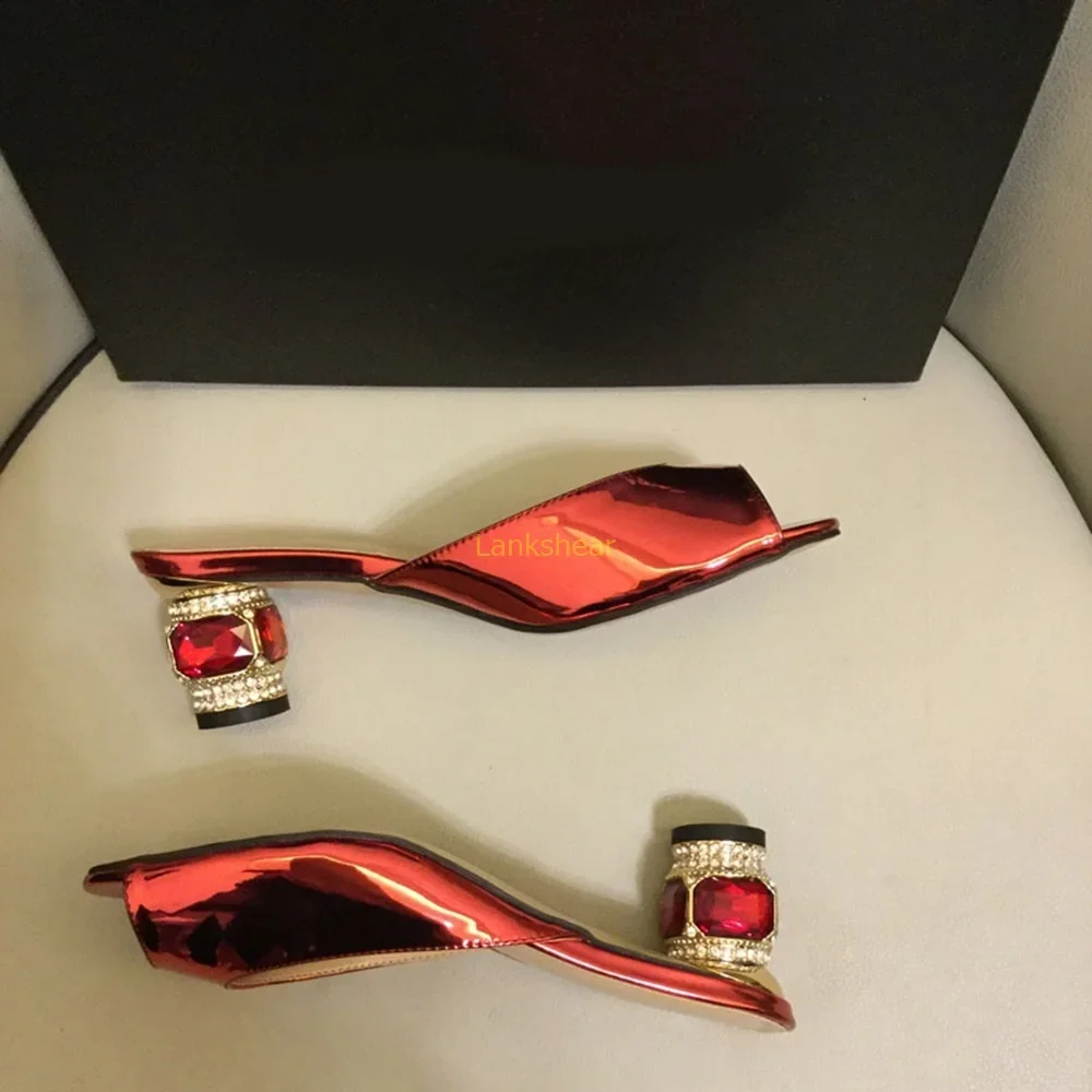 Clolred Diamonds Shallow Slippers Sexy Round Toe Thick Heel Patent Leather New Arrivals Fashion Women Modern Shoes
Clolred Diamonds Shallow Slippers Sexy Round Toe Thick Heel Patent Leather New Arrivals Fashion Women Modern Shoes