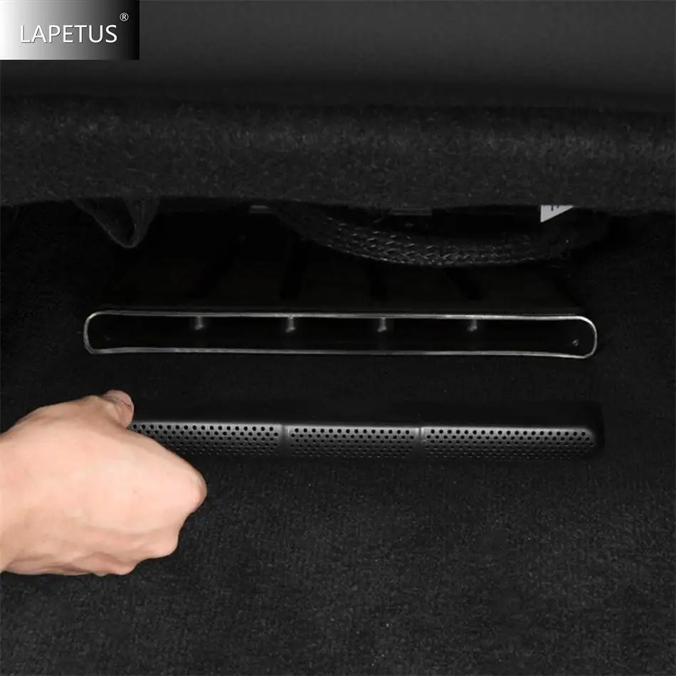 Accessories Seat Under Floor Air Conditioner Outlet Exhaust Dust Grille Cover For Mercedes-Benz C Class W206 Sedan 2022 - 2025
Accessories Seat Under Floor Air Conditioner Outlet Exhaust Dust Grille Cover For Mercedes-Benz C Class W206 Sedan 2022 - 2025