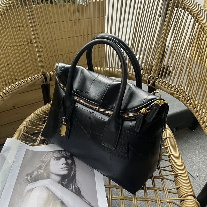 European American Retro Handbag Fashionable Large-capacity Tote Bags Luxury Soft Leather Pillow Bag New Design Small Square Bags
European American Retro Handbag Fashionable Large-capacity Tote Bags Luxury Soft Leather Pillow Bag New Design Small Square Bags