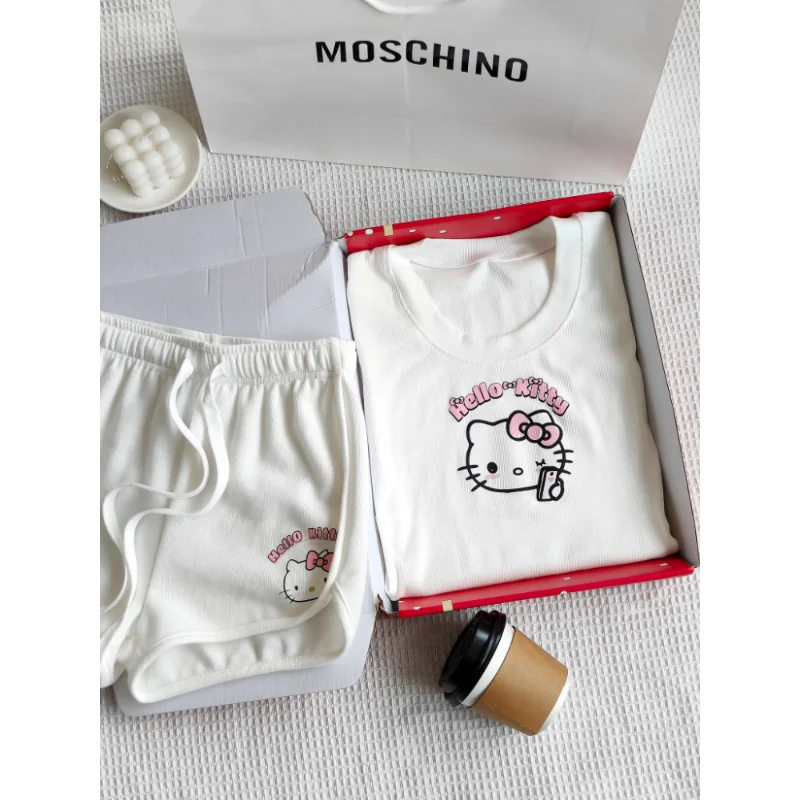 Sanrio New Hello Kitty Silk Pajamas Women's Slimming Comfortable Cool Breathable Cartoon Casual Home T-shirt Women's Pajamas
Sanrio New Hello Kitty Silk Pajamas Women's Slimming Comfortable Cool Breathable Cartoon Casual Home T-shirt Women's Pajamas