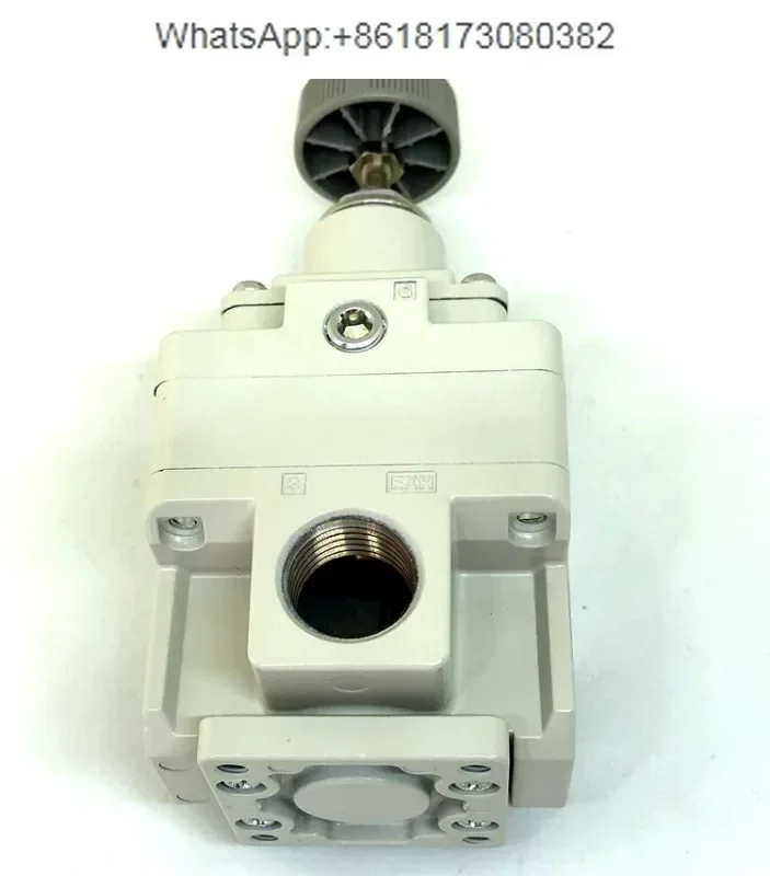 Precision pressure regulating valve IR3020-04BG IR3000-03IR3010-04 IR3020-02 pressure reducing valve
Precision pressure regulating valve IR3020-04BG IR3000-03IR3010-04 IR3020-02 pressure reducing valve