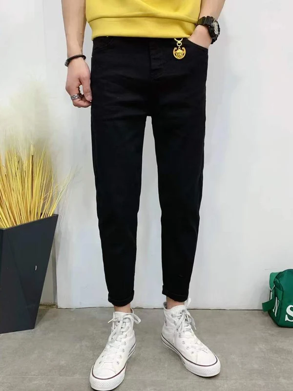Летние молодежные модные белые джинсы Slim Fit для мужчин, тонкие повседневные брюки с низкой талией, с множеством карманов, дышащие, устойчивые к загрязнениям
Летние молодежные модные белые джинсы Slim Fit для мужчин, тонкие повседневные брюки с низкой талией, с множеством карманов, дышащие, устойчивые к загрязнениям