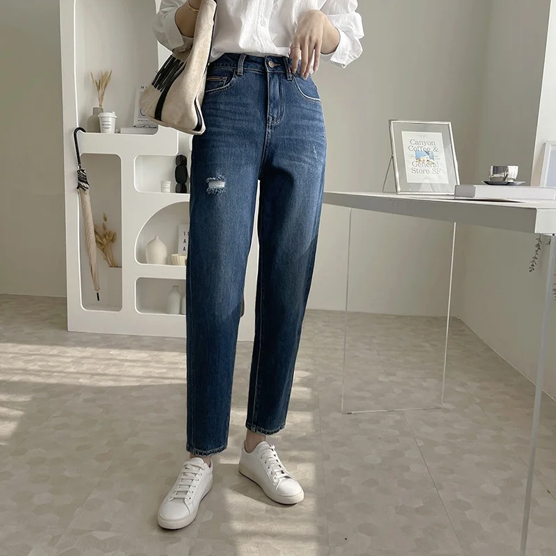 High Waist Distred Jeans for Pear aped Body Versatile Long Cotton Denim Pants with kets Zipper Closure Fall Season La...
High Waist Distred Jeans for Pear aped Body Versatile Long Cotton Denim Pants with kets Zipper Closure Fall Season La...