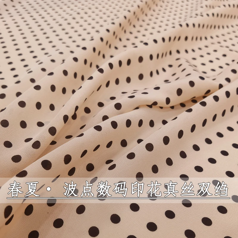6A grade mulberry silk classic silk double crepe polka dot fabric digital printing polka dot dress clothing fabric
6A grade mulberry silk classic silk double crepe polka dot fabric digital printing polka dot dress clothing fabric
