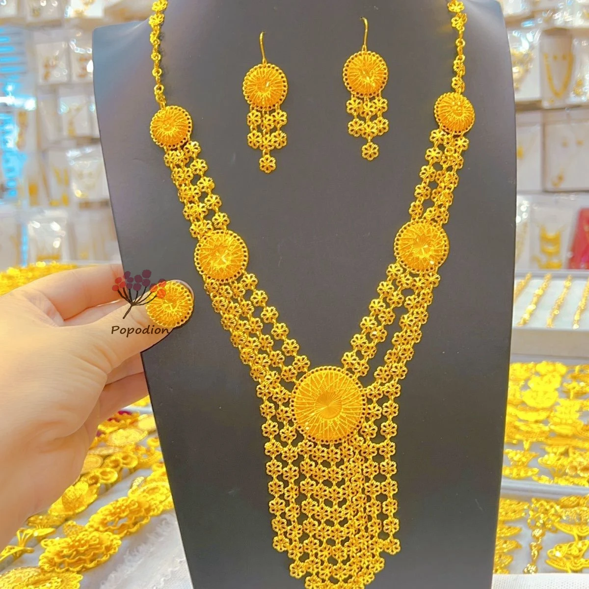 New American 24K Gold Plated Necklace, Earrings, Rings, Romantic Wedding, Engagement Party Jewelry Set for Lovers DD10668
New American 24K Gold Plated Necklace, Earrings, Rings, Romantic Wedding, Engagement Party Jewelry Set for Lovers DD10668
