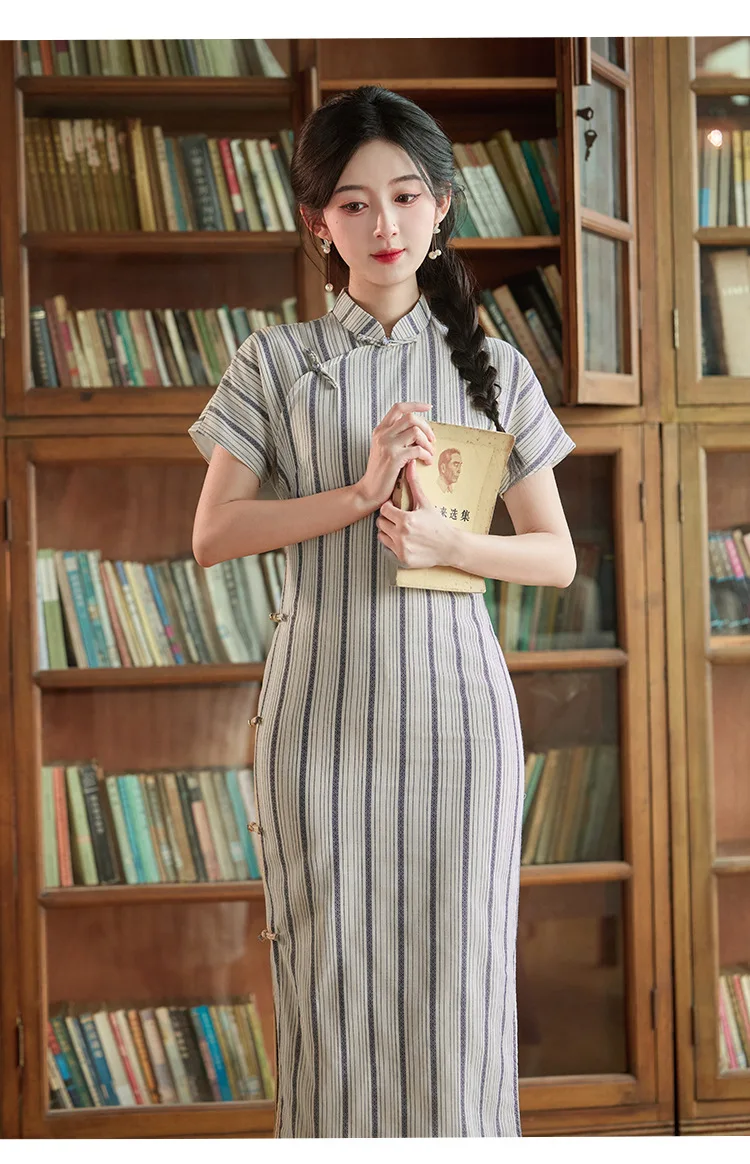 Elegant Short Sleeve Lady Qipao Vintage Mandarin Collar Chinese Dress Classic Striped Sexy Slim Cheongsam
Elegant Short Sleeve Lady Qipao Vintage Mandarin Collar Chinese Dress Classic Striped Sexy Slim Cheongsam