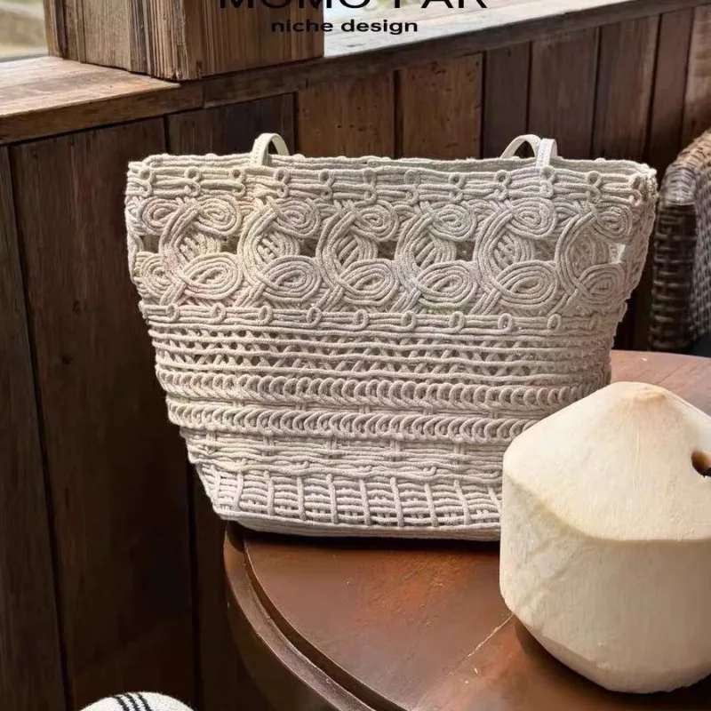 2026 New Design Hand-Woven Cotton Rope Bucket Shoulder Bag Hollow Out Design Casual Vacation Underarm Bag for Beach Vacation
2026 New Design Hand-Woven Cotton Rope Bucket Shoulder Bag Hollow Out Design Casual Vacation Underarm Bag for Beach Vacation
