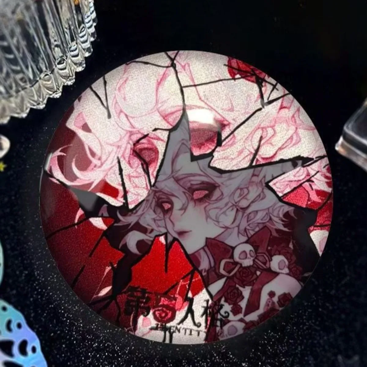 Geisha Game Cosplay Double Flash Broken Style Brooch - Metal 5.8cm Identity V Michiko Anime Game Cosplay Collectible Badge
Geisha Game Cosplay Double Flash Broken Style Brooch - Metal 5.8cm Identity V Michiko Anime Game Cosplay Collectible Badge