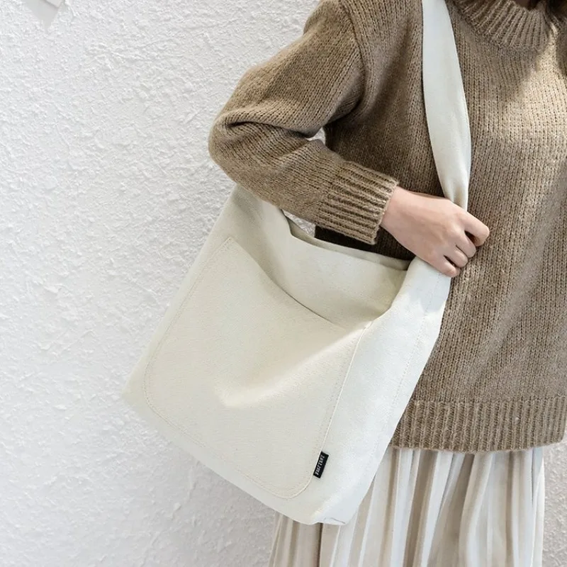 Elegant Classic Designer Women Bag High End Leather Vintage Trendy Crossbody Messenger Tote Bag
Elegant Classic Designer Women Bag High End Leather Vintage Trendy Crossbody Messenger Tote Bag
