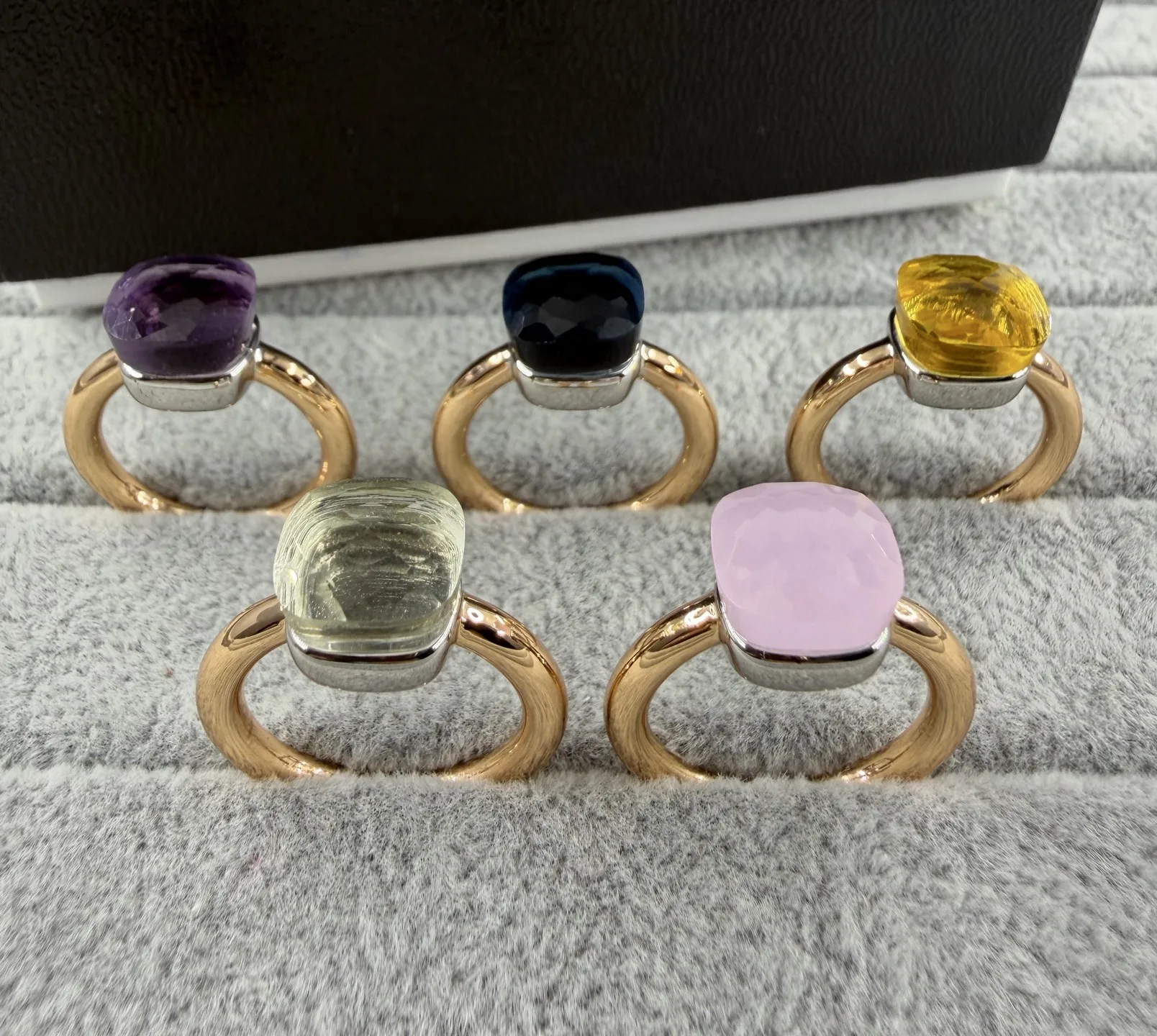 Exquisite Jewelry Candy Color Geometric Square Gemstone Crystal Style Ring for Women.Sweet Amber Rings
Exquisite Jewelry Candy Color Geometric Square Gemstone Crystal Style Ring for Women.Sweet Amber Rings