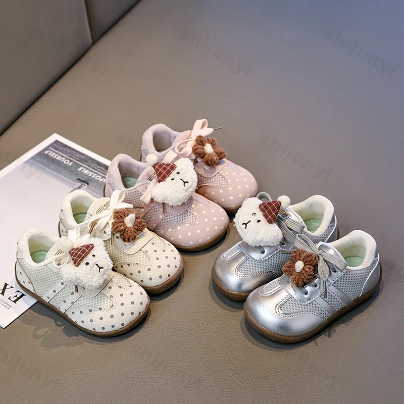 Детские повседневные дышащие кроссовки 2026 Весна-Осень для девочек, спортивная обувь для малышей, удобные нескользящие прогулочные туфли для младенцев
Детские повседневные дышащие кроссовки 2026 Весна-Осень для девочек, спортивная обувь для малышей, удобные нескользящие прогулочные туфли для младенцев