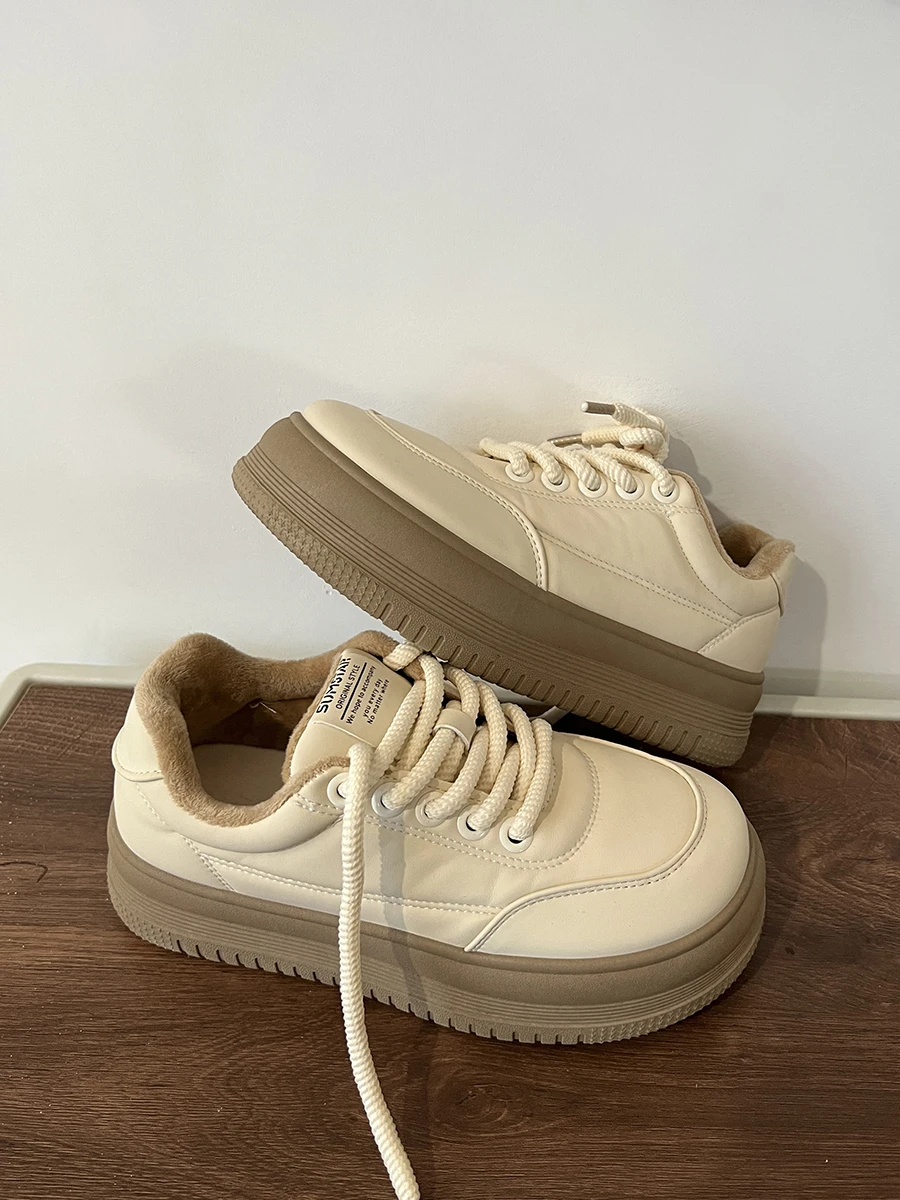 N Plush Warm Thick Sole Casual Shoes 2023 New Autumn and Winter Retro Lace Up Cotton Shoes for Women's Shoes
N Plush Warm Thick Sole Casual Shoes 2023 New Autumn and Winter Retro Lace Up Cotton Shoes for Women's Shoes