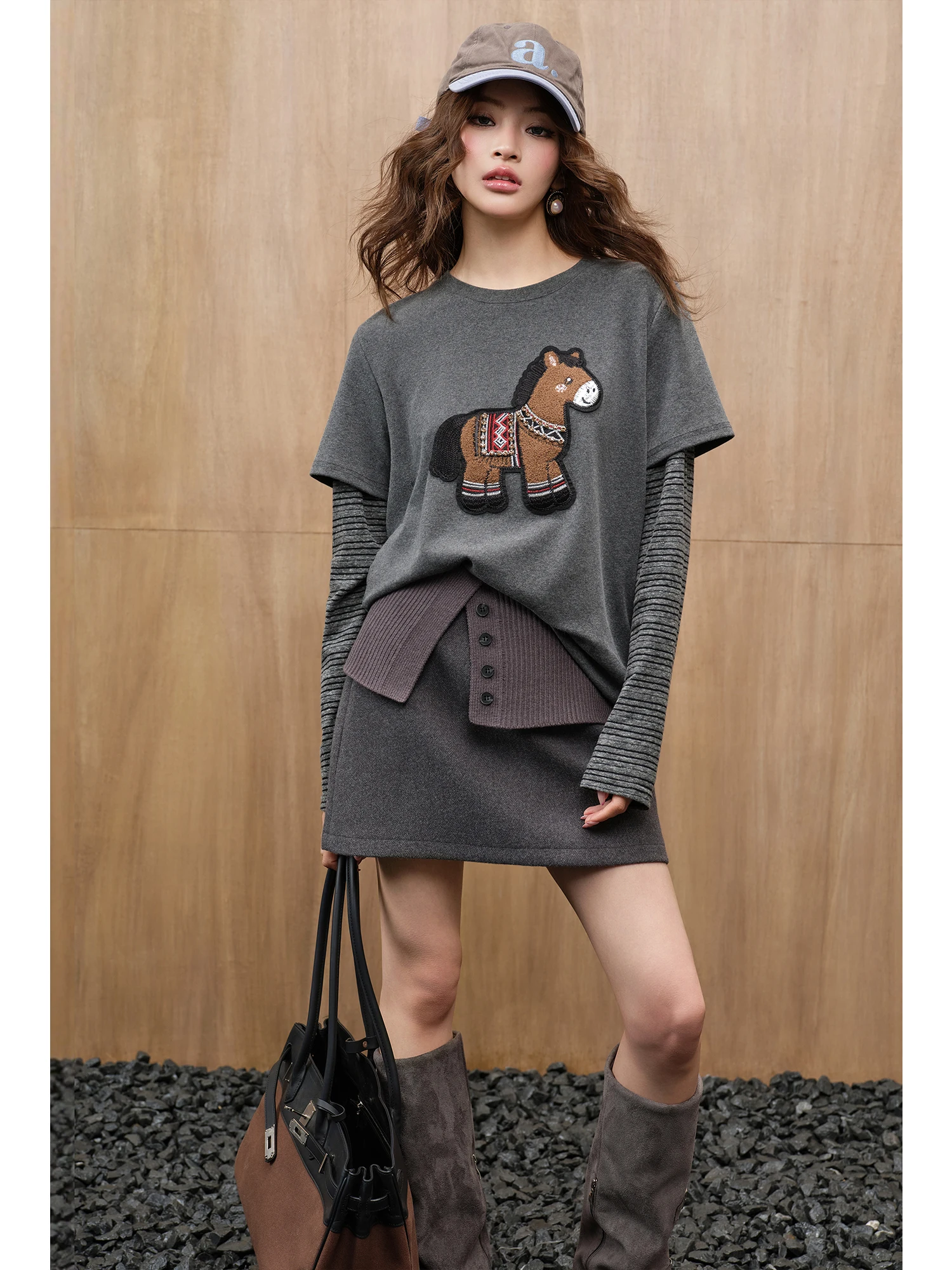 MIUCO Long Sve T-irt Embroidered Loose Striped Casual Versatile Cartoon Design Breathable Comfortable Cotton Blend
MIUCO Long Sve T-irt Embroidered Loose Striped Casual Versatile Cartoon Design Breathable Comfortable Cotton Blend