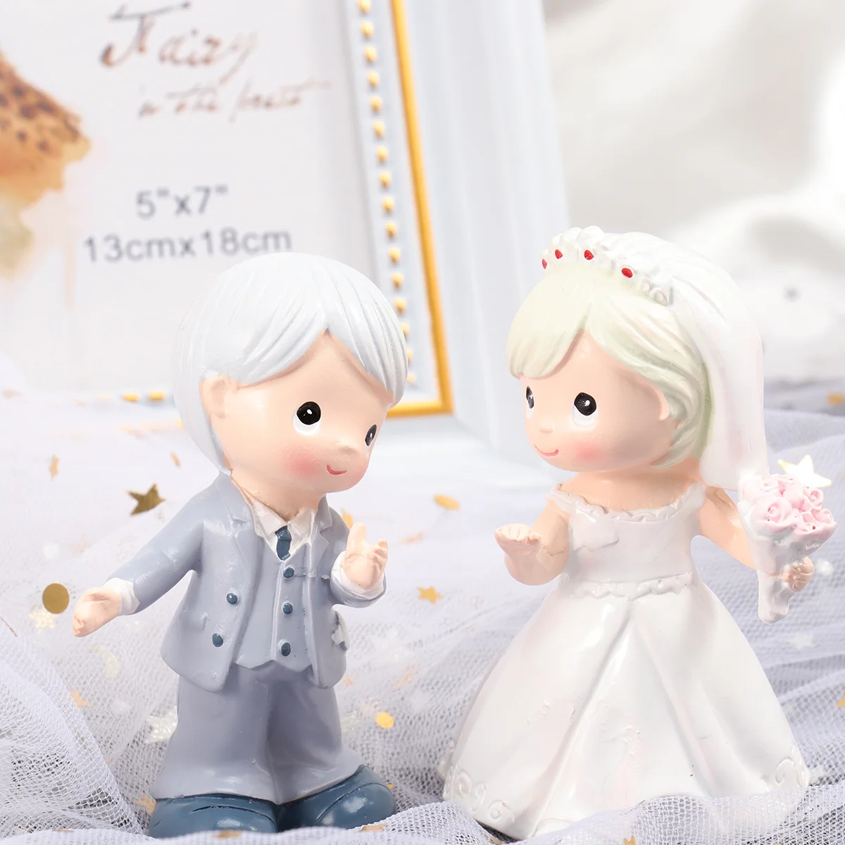 2Pcs Bride Groom Resin Micro Landscape Cake Toppers Long Service Life Environmentally Friendly Resin Decor Love Figurines
2Pcs Bride Groom Resin Micro Landscape Cake Toppers Long Service Life Environmentally Friendly Resin Decor Love Figurines