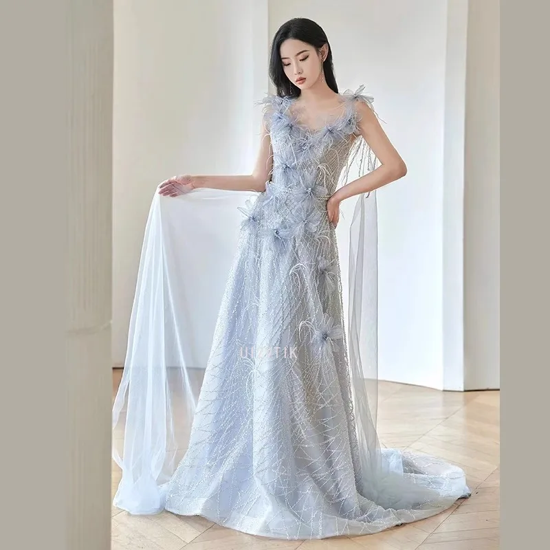 Blue Women Long Wedding Party Dresses Elegant Applique V-Neck Backless Sleeveless Tulle Ball Costume Evening Dress Prom Gown
Blue Women Long Wedding Party Dresses Elegant Applique V-Neck Backless Sleeveless Tulle Ball Costume Evening Dress Prom Gown