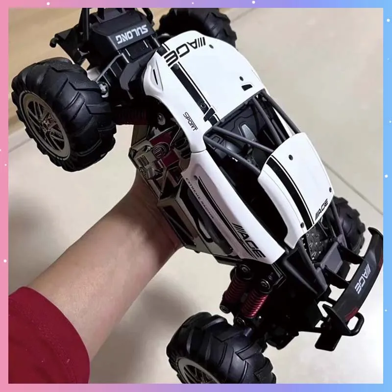 RC Car 2.4G 1:14 Remote Control High-Speed Off-Road Climbing Car Alloy Simulation Model Car Toy Simulation Vehicle Car Men Gift
RC Car 2.4G 1:14 Remote Control High-Speed Off-Road Climbing Car Alloy Simulation Model Car Toy Simulation Vehicle Car Men Gift