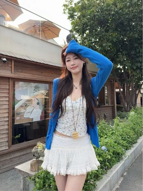Floral Print Short Women's Tank Top And Vest Set Summer Fashion Inner Wear Korean Style Pure Desire Two Piece Suit
Floral Print Short Women's Tank Top And Vest Set Summer Fashion Inner Wear Korean Style Pure Desire Two Piece Suit